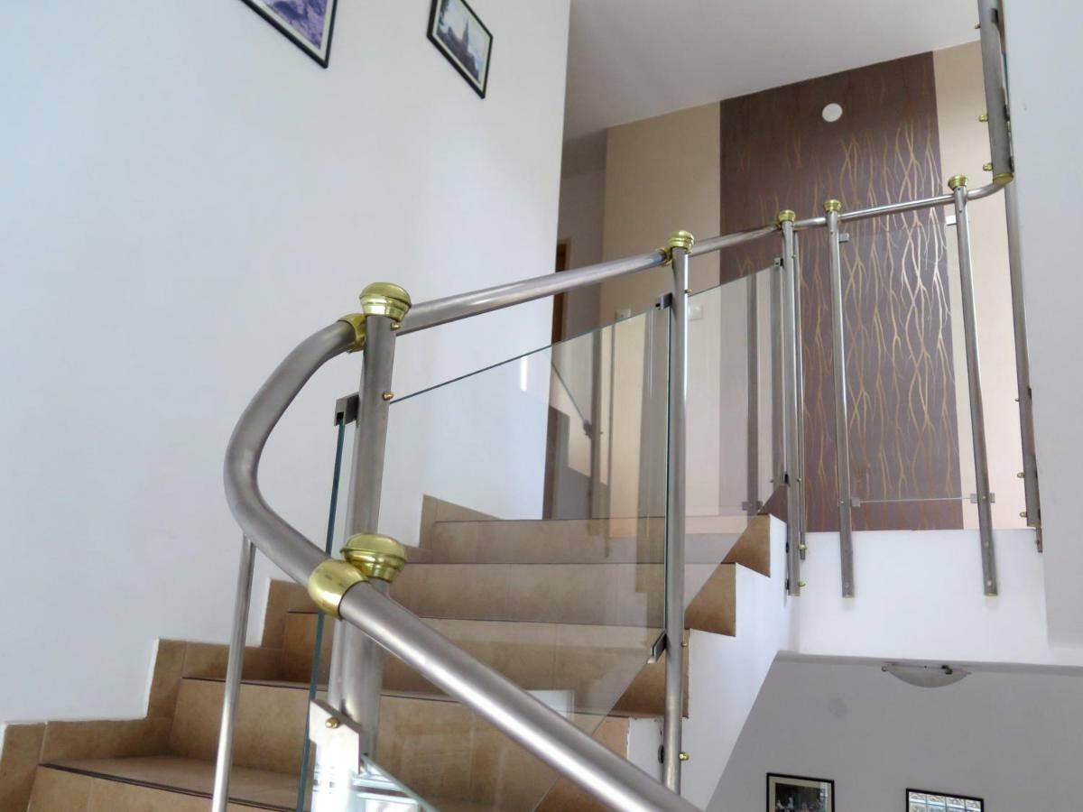 Balatonair Vendeghaz Hotel บาลาตอนฟือเรด ภายนอก รูปภาพ